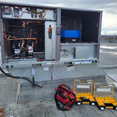 Commercial rooftop HVAC installation in Edmonton
